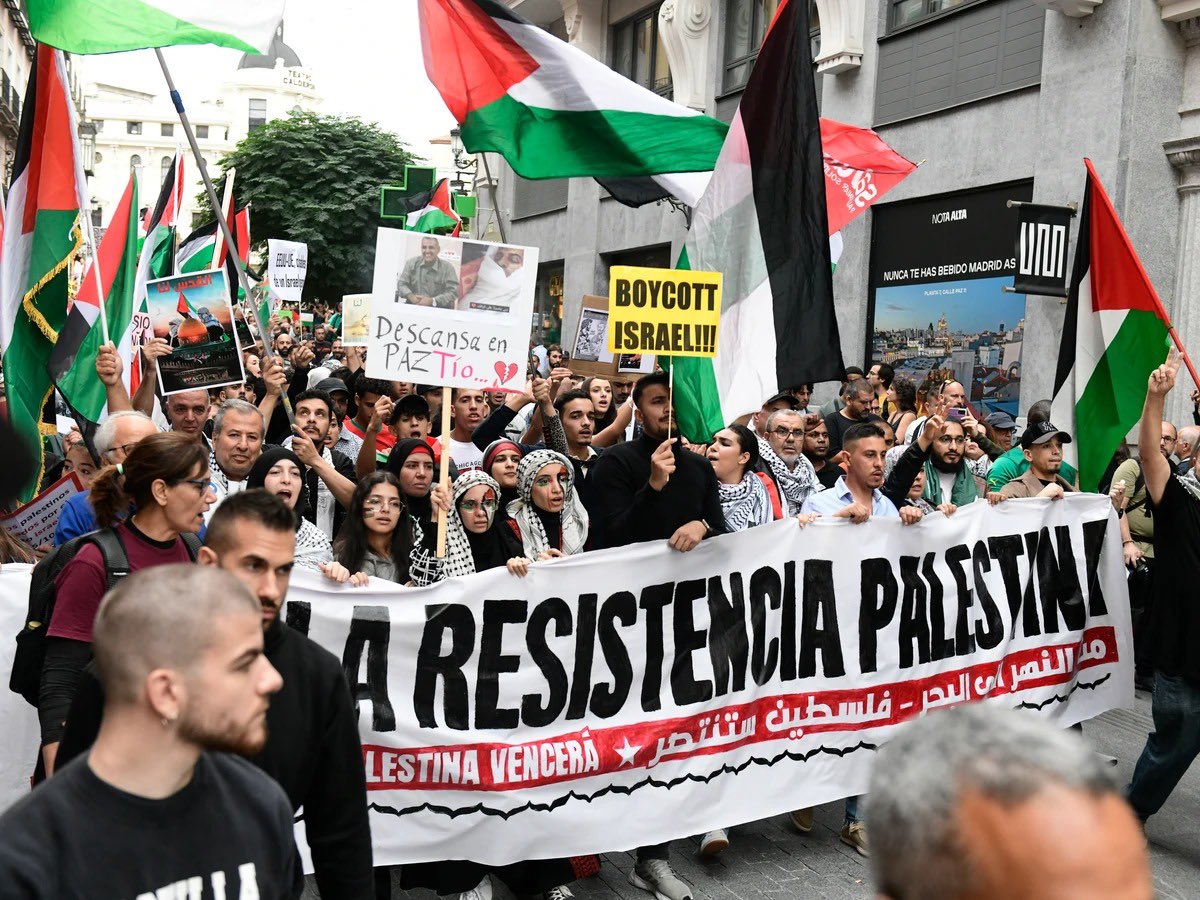 GuadalupeOrona_'s tweet photo. #SolidaridadConPalestina
Antorcha condena la brutal guerra que el Estado sionista de Israel, respaldado por el imperialismo estadounidense, ha lanzado contra el pueblo de Palestina. Hasta el momento más de tres mil vidas se han perdido ¡Alto al genocidio! https://t.co/SbyH4XFAjO