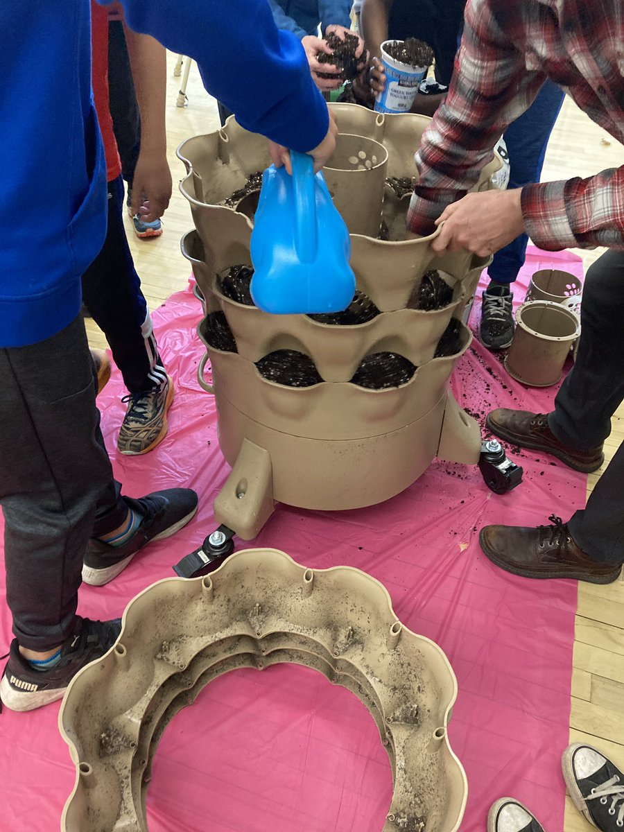 Meghan Polowin 🚀🌎🔬 tweet media