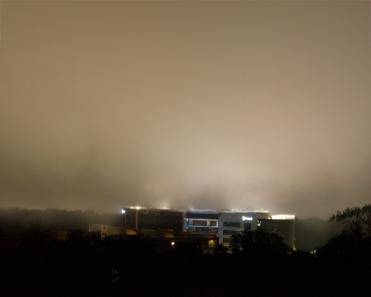 Got a shot of Microsoft saving energy costs by uploading directly to the cloud from their roof. The next best option to save energy costs after mother nature is <a href="/Coolplanet_io/">CoolPlanet.io</a> #StormBabet #latenight