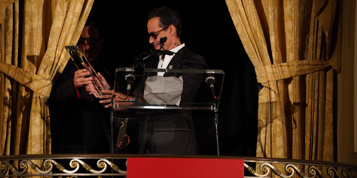 Marc Anthony tweet media