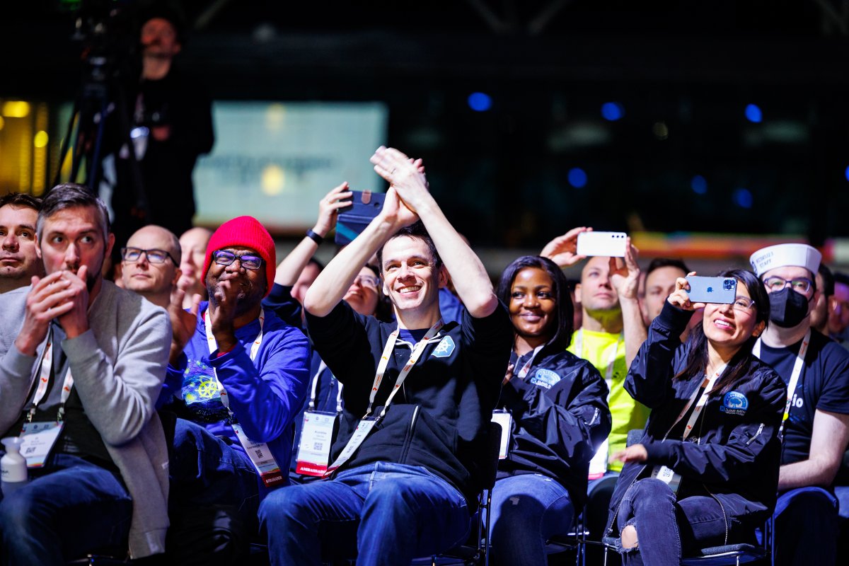 Affected by layoffs or budget freezes? CNCF is offering 200 complimentary in-person all-access tickets to join us at #KubeCon + #CloudNativeCon. We’ll cover your ticket so you can gain knowledge + meet with companies that are hiring. 

Learn more: bit.ly/46IQxmq.