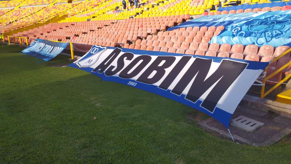 ASOBIM_'s tweet photo. ¡Siempre vamos a estar!
Vamos Millonarios Ⓜ️👊🏻
#MillonariosEsSuHinchada #CDLM #Asobim https://t.co/BcatIFkM7L