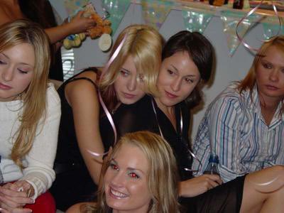 Snuggling at a baby shower, @ryankeely🤱 https://t.co/lZ4pz6BJMh<a class="tags" href="/tag/ryankeely">@ryankeely</a>