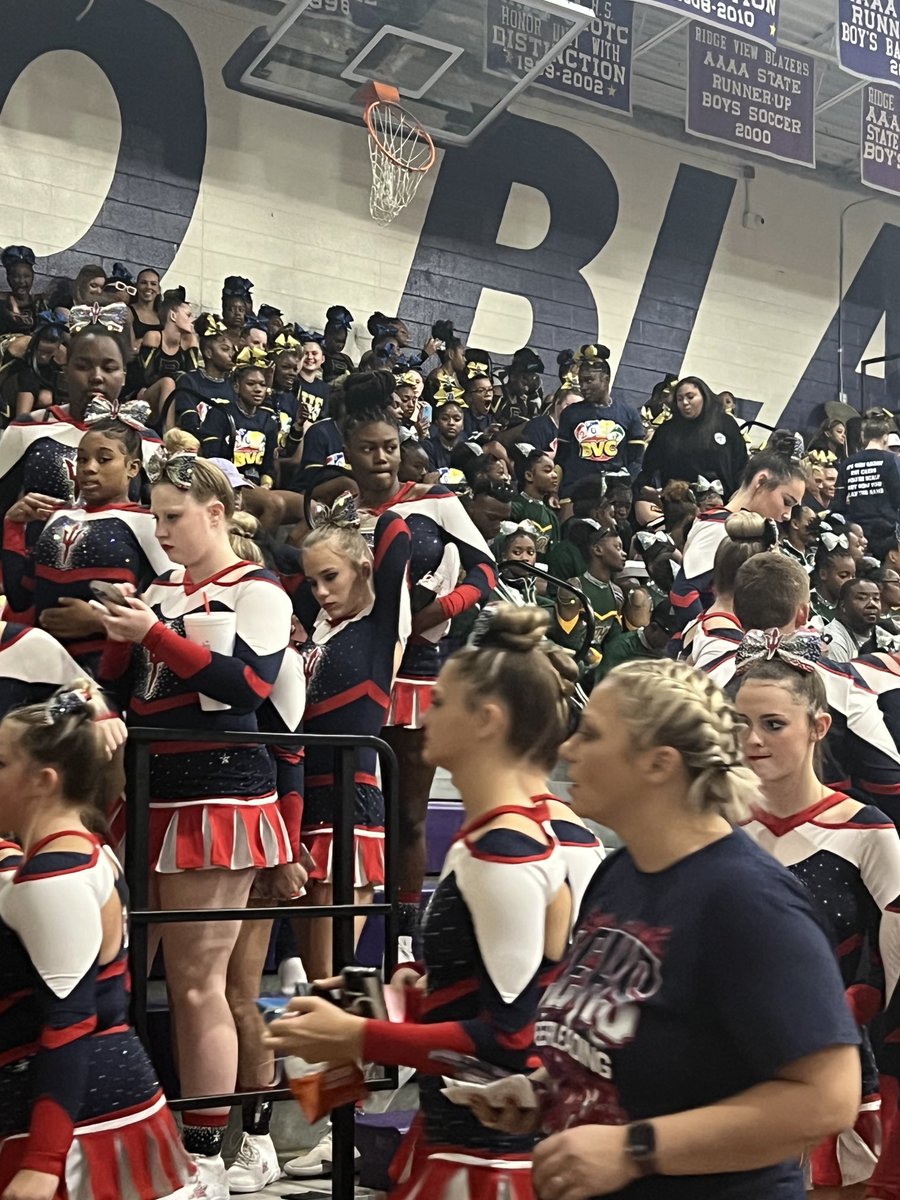 Is it the Bash? Nooooo…it’s the Blazer Cheer Battle! Look at that crowd! Full gym for ⁦<a href="/RV_cheerleading/">Ridge View High Cheer</a>⁩ ⁦<a href="/RidgeViewSports/">Ridge View Sports</a>⁩ ⁦<a href="/ms_fennell/">Ms. Fennell</a>⁩ ⁦@AStephens_RV⁩ ⁦@MCulbertson_RV⁩ ⁦<a href="/DrBrendaMack/">DrMack</a>⁩