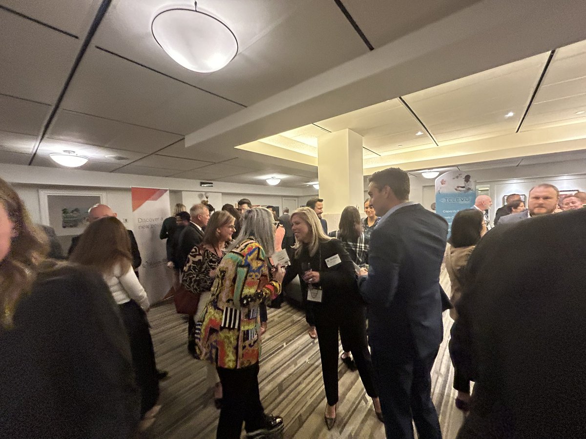 LifeSciencesON's tweet photo. Today was LSO’s Queen’s Park Day and it was a packed room! 

We would like to thank everyone who attended, including Hon. Vic Fedeli who delivered the opening remarks, and Nina Tangri, Associate Minister of Small Business.

#ontario #QPDay #advocacy https://t.co/njMIITL8RT