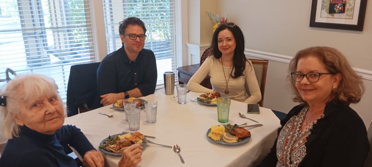 TheLegacyES's tweet photo. We had a great turn out for our Sunday brunch!  It was nice to see families together! https://t.co/lw9c8Rhktv