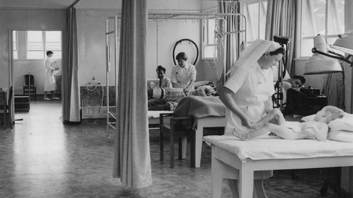 Polio has disappeared from New Zealand and most parts of the world, but it still exists in some developing countries, and memories of our own outbreaks from the 1910s to the 1950s are still fresh in our minds (1/3).

📷: NZ Herald Archives