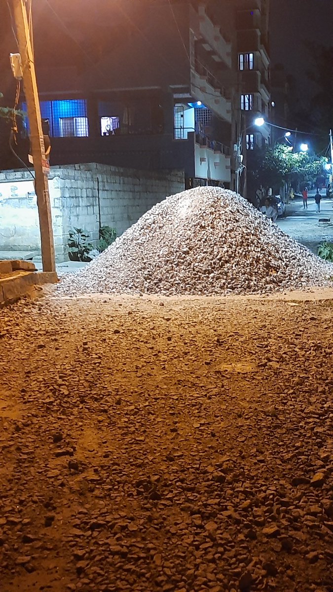 chiyanraja's tweet photo. @BBMPCares dear BBMP team road has been totally blocked by the contractors who are planning to work in basavanapura ward. The way is completely blocked and unable to take car out. There is no prior intimation. It's emergency fee
W family need to leave to native. Bethel nagar https://t.co/ci9lXkzAs6
