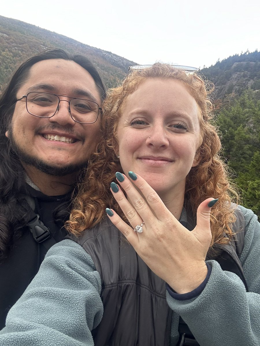 AliFendrick's tweet photo. I’m a fiancé now 😄 https://t.co/FAdk59U5EM