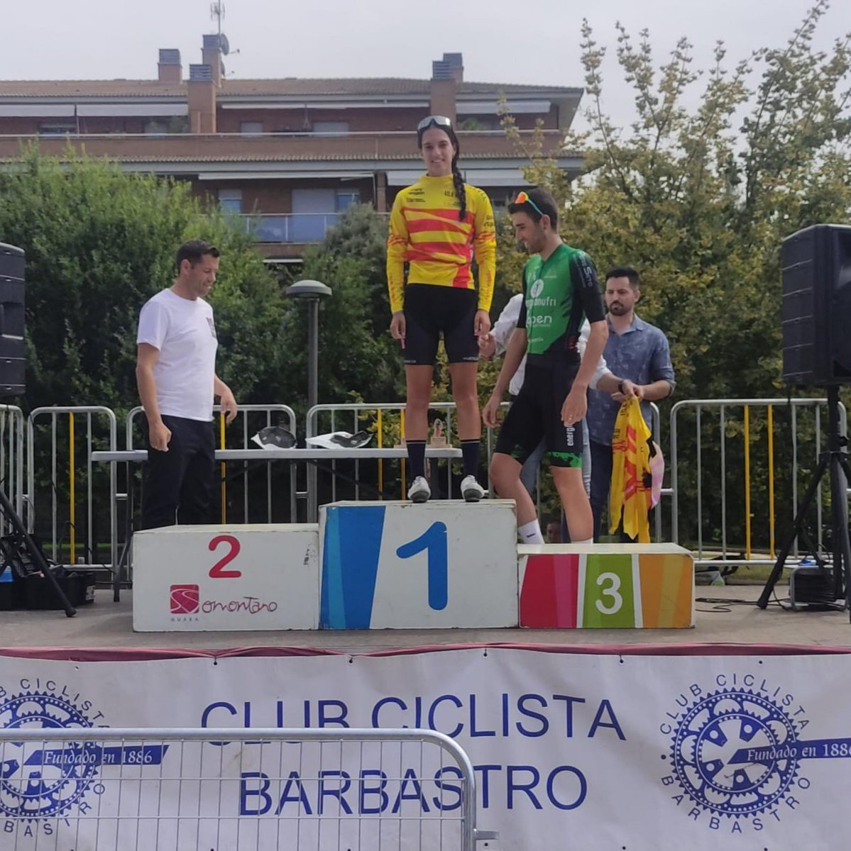 Huesca La Magia Renault Auto Cuatro tweet media