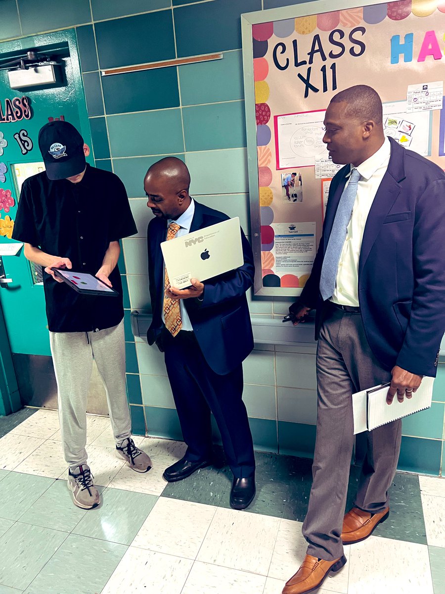 JFK Jr. School-721Q 🦅 tweet media