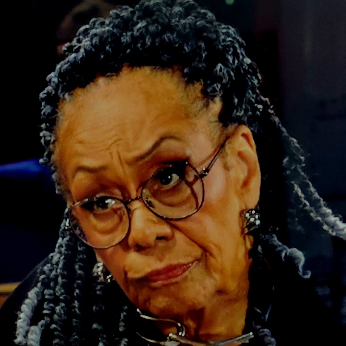 rickistheone's tweet photo. I loved the way Mamie broke it down for Nate by stating first about the way Victor's mind works. Even if Nate married Witchie, he would only be the in-law. They would throw crumbs at Nate to keep him fed, but he'll never have true power. Mamie is speaking the gospel truth. #YR https://t.co/wNAW5Gswfi