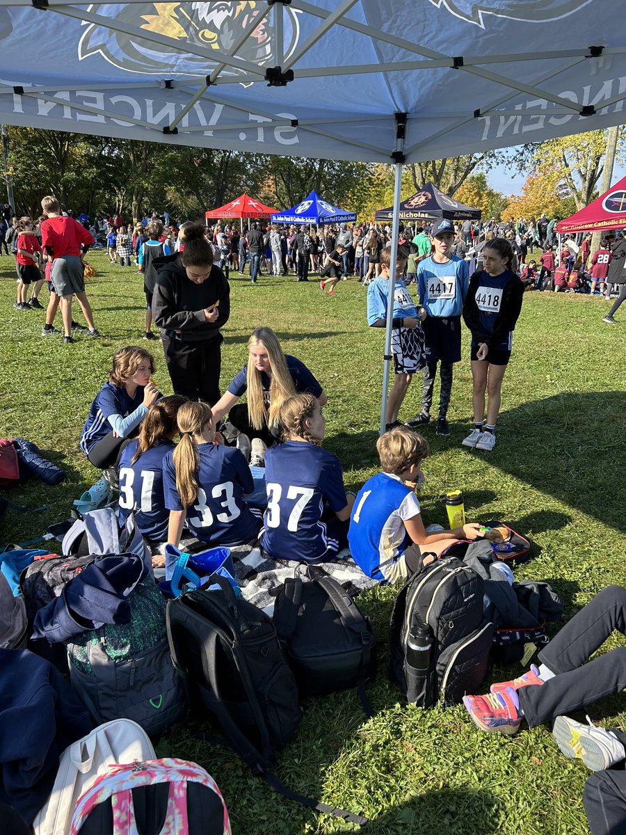 StVincentOak's tweet photo. A great day for Cross-Country! Thank you to our coaches, support staff, parent volunteers, peer mentors and student athletes for representing our school today. Go Vikings Go! 💙💛 https://t.co/kG0RqdCLSk