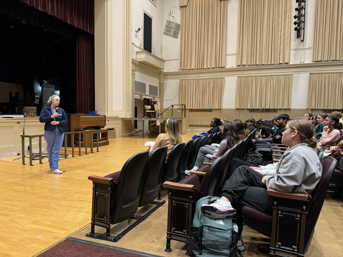 MrLittleScience's tweet image. Huge thank you to our friends from @LVHN for sharing their career experiences with @LibertyHigh students today @MissRichardsLHS @hbailey3LHS @BethlehemAreaSD