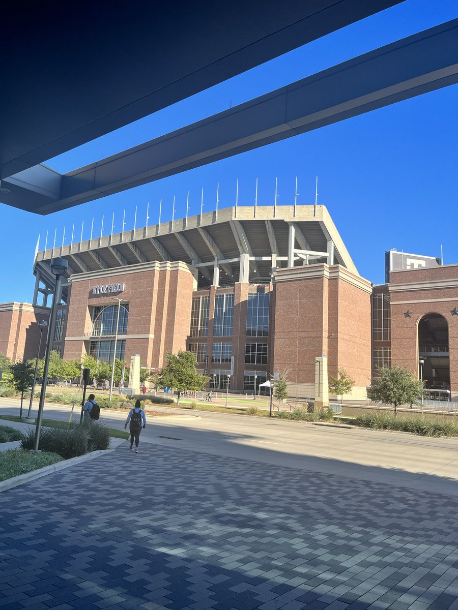 Pretty cool, ended up in College Station TX. Never thought I’d see this stadium in the flesh, but here we are!