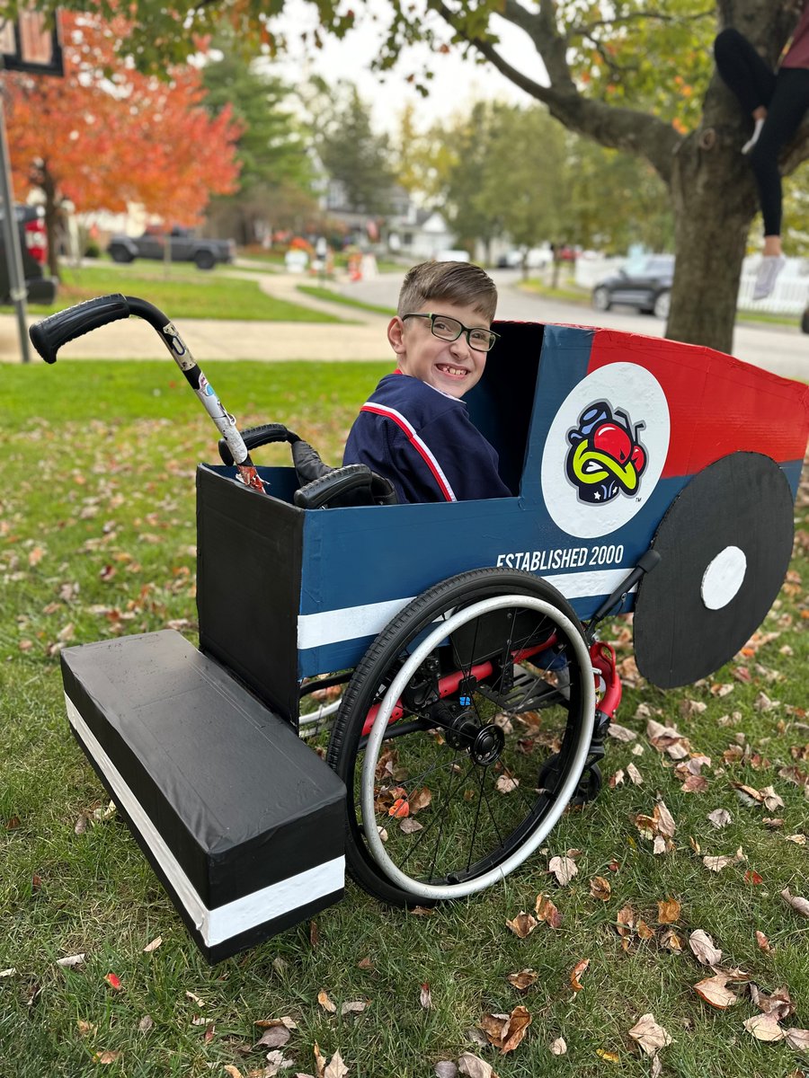 He’s Zamboni Blake!! Our buddy continues his viral tradition of turning his wheelchair into creative costumes, with a nod to his love for the <a href="/BlueJacketsNHL/">Columbus Blue Jackets</a>. #CBJ   tinyurl.com/36tnskwk