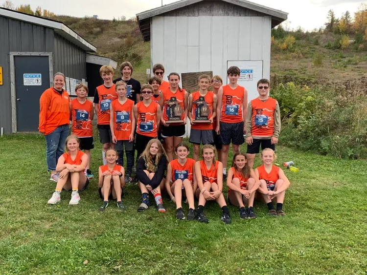 Congratulations to BOTH the boys and girls middle school cross country teams for winning the Region 8 Regional today in St Igance!  Great ending to a positive season!