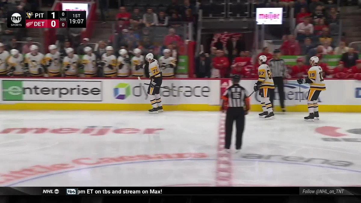 Hockey fans roast NHL on TNT's Twitter for NJ-to-NYC travel blunder