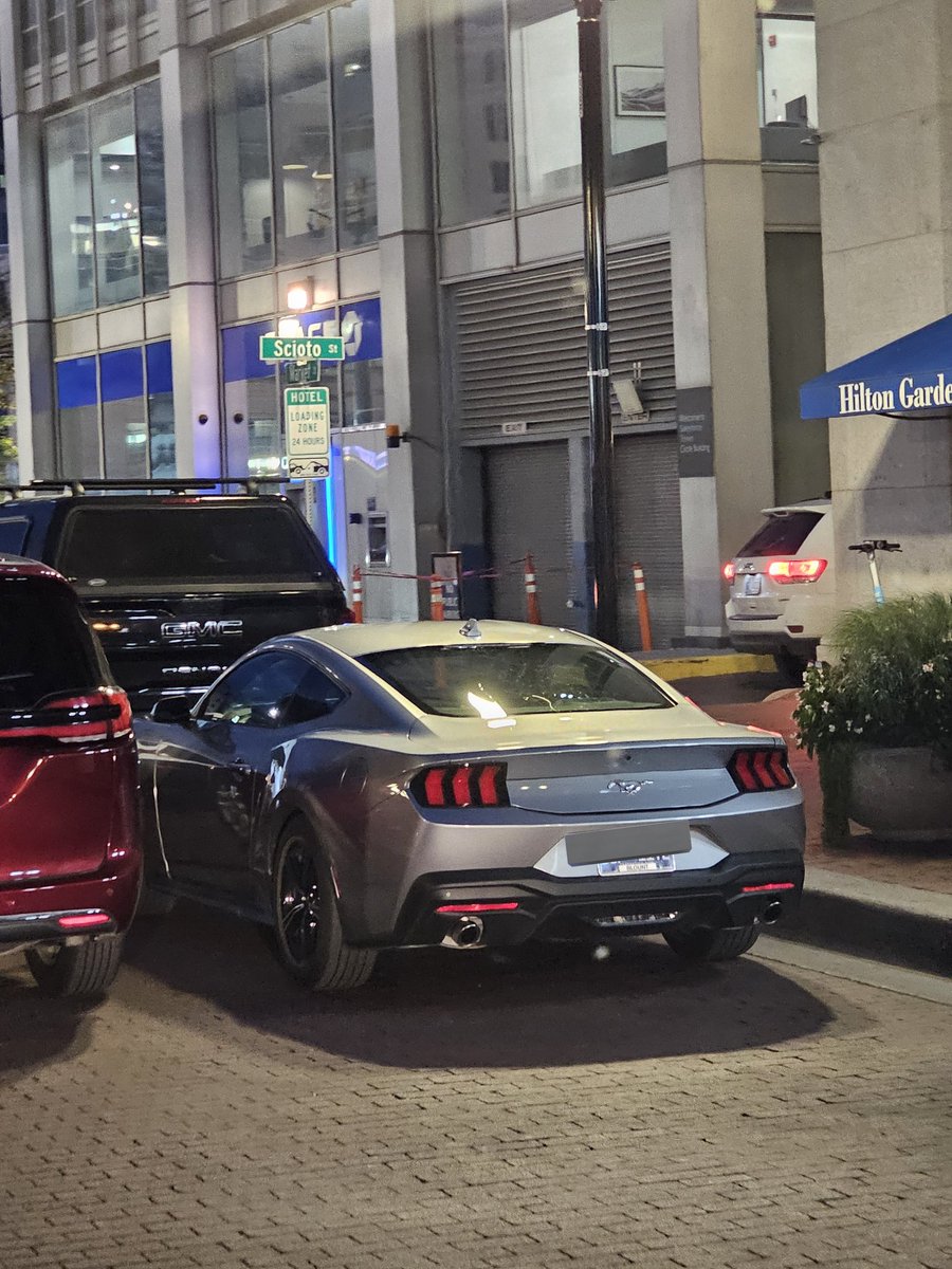 2024 Mustang spotted in the wild
Lookes to be either a 4cyl or an Ecoboost V6 cuase it has the Mustang on the back and not "GT"