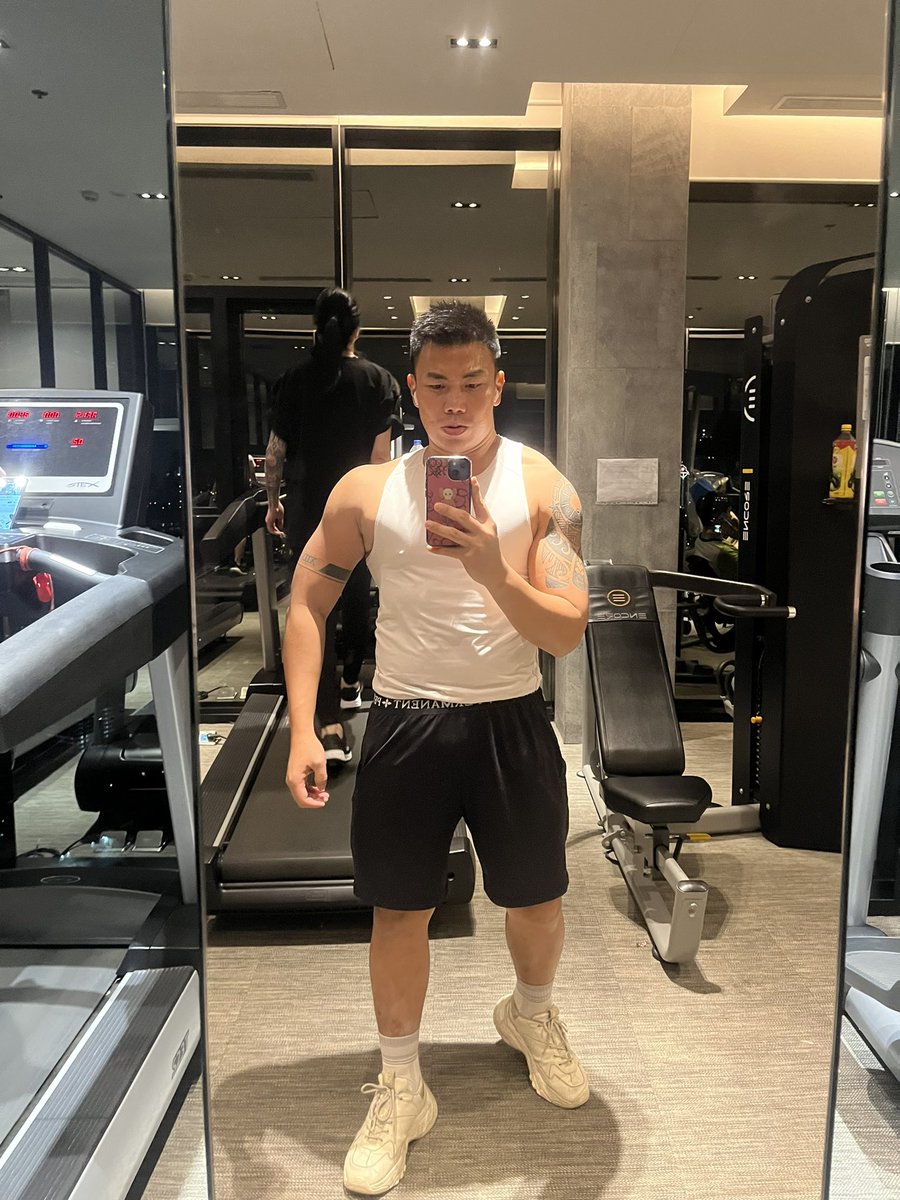 Johnnyericc's tweet photo. Flex!! https://t.co/prnbTOfqvM