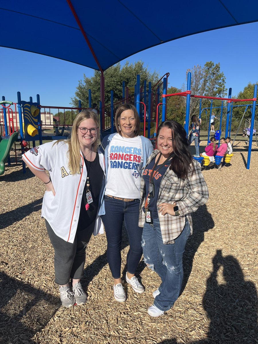 Sunnye Forrest tweet media