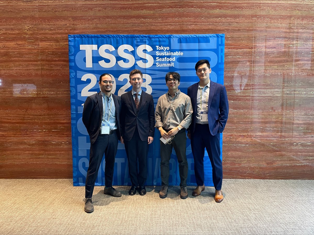 OceanOutcomes's tweet image. Our Asia Fishery Improvement &amp;amp; Korean Fishery Improvement Managers, @hotu_Chiang  and Doohyun Park are representing O2 at the #TokyoSustainableSeafoodSummit this week. Here they are with partners from UMITO and @GlobalTuna!