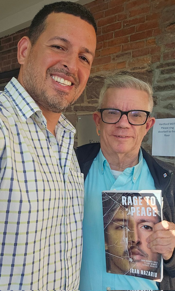 heftysmurf17's tweet photo. Book Tour 📚✌️💓

Appreciation

https://t.co/tIwiX9YqdF https://t.co/pw6mEACq2I