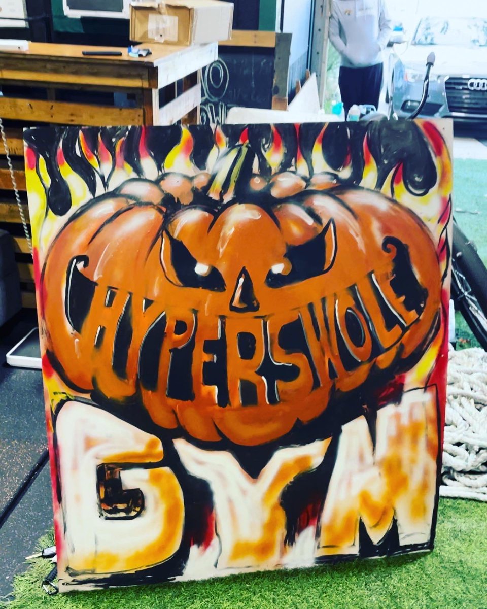 Hyperswole tweet media