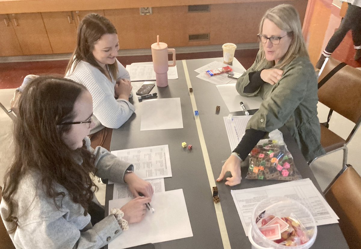 Enjoyed a brilliant evening exploring the ENS with Gr1&amp;2 educators and trying challenges that link to building numeracy and spatial sense in the classroom! <a href="/TVDSB/">Thames Valley DSB</a> <a href="/Hanaeduworld/">Hana</a> <a href="/MrCasey27/">Neil Casey</a> <a href="/dtangred/">Derek Tangredi</a> @NumCog Check out bit.ly/STEMpoint for all the info!