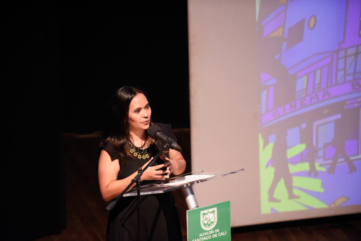 ficcalioficial's tweet photo. “Es gratificante ver cómo la Cinemateca se nos está quedando pequeña. Por eso, desde la @CaliCultura seguimos abriendo espacios. Un proceso que llega a la versión 15 con una gran consolidación. A todos los equipos gracias”, @dianamledesma, subsecretaria de Artes. 🧵👇🏼 https://t.co/snBhVPZLPO