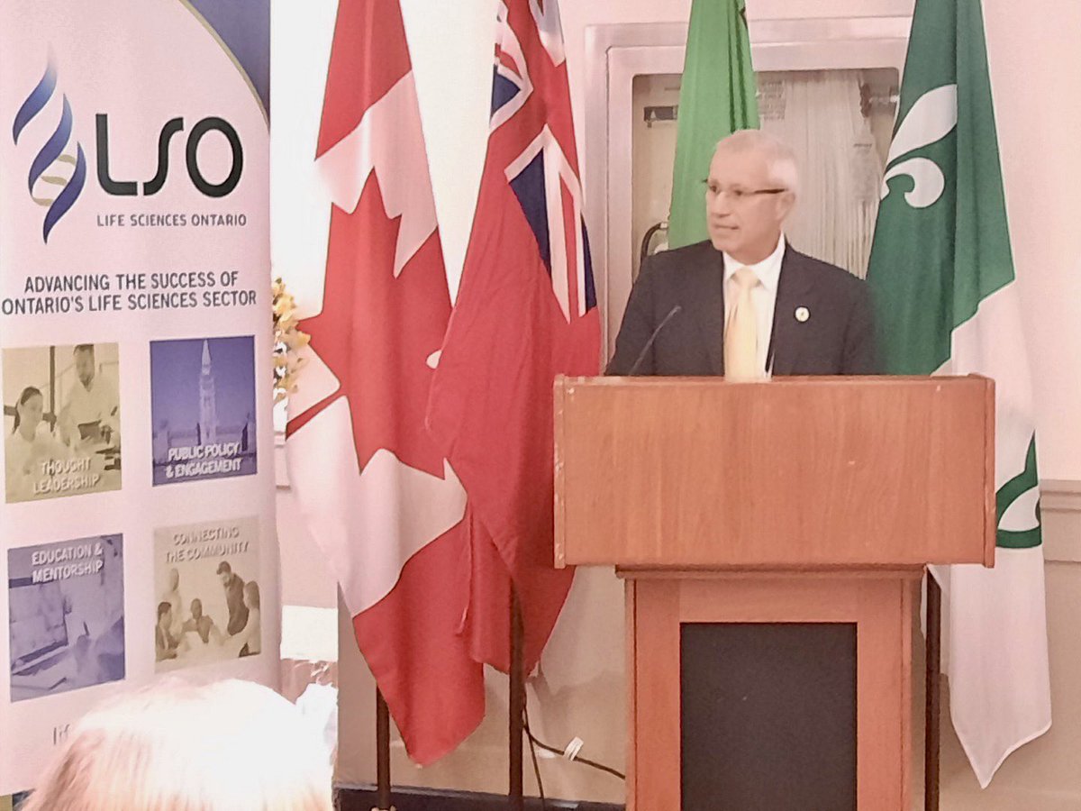 VictorFedeli's tweet photo. Ontario is at the center of Canada’s #lifesciences activity with 70,000+ workers, over $64.1B in annual revenues, and $11B in global exports.
 
It was great to highlight our competitive advantages at @LifeSciencesON’s annual #QueensPark day. https://t.co/ENaLCMrnmn