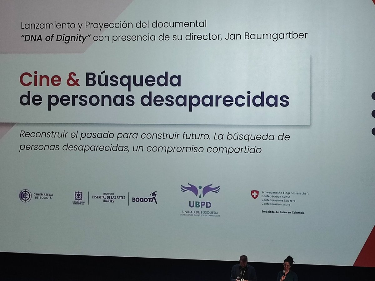 PAXenColombia's tweet photo. 🟠#PaxInforma || Estuvimos presentes en el lanzamiento del documental "DNA of dignity" en la @CinematecaBta. Una pieza audiovisual que intenta recoger todas las fases de la labor de búsqueda de personas desaparecidas ✊🏿✊🏻✊🏽 https://t.co/pxNXlzo8vc