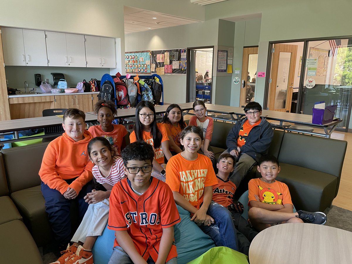 kellehers_class's tweet photo. Orange for unity day! #unityeveryday https://t.co/yCzVkwd4OM