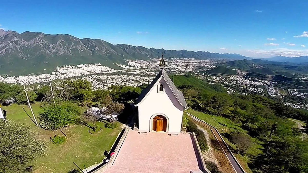 MexicoEncanto's tweet photo. 🌸 Hoy recordamos a la Virgen de Schönstatt, un oasis de fe y serenidad en nuestro México. Si aún no la has visitado, estos santuarios son una joya escondida que espera ser descubierta. ¡Deja que #MéxicoEncantoViajero te guíe por los rincones más mágicos de nuestra tierra! 🇲🇽✨ https://t.co/wjbgMRtLcV