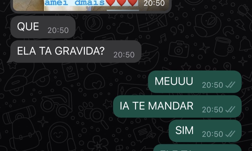 madubss__'s tweet photo. incrível como eu e a isa as vezes ficamos um tempão sem se falar e de repente a gnt vem com uma bomba dessa https://t.co/fq5o3BRjPY
