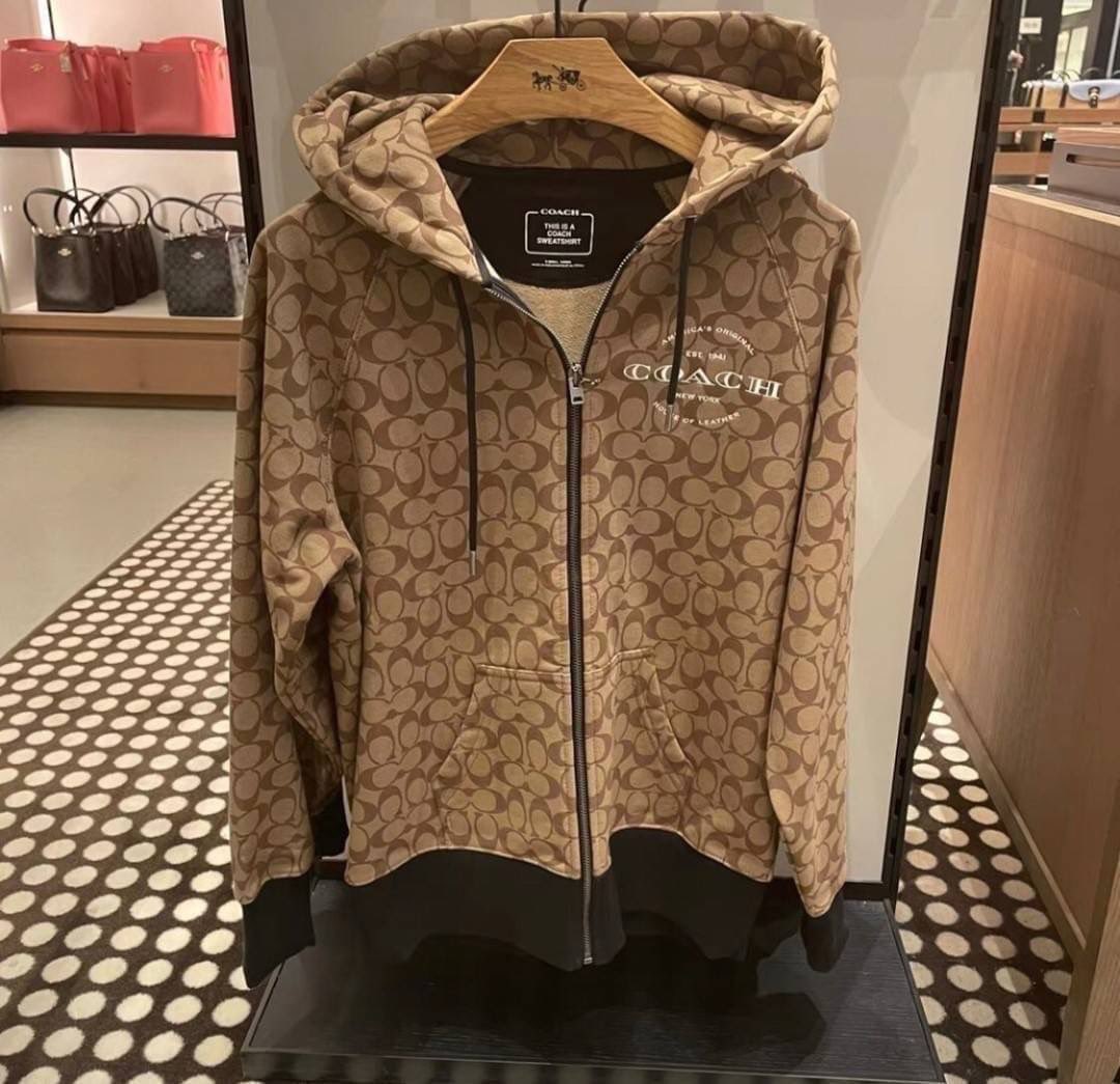 MajiSapiyah's tweet photo. ✅#พร้อมส่ง เสื้อคลุม Coach น้ำตาล
งานฮู้ดแขนยาว ซิปหน้า งานมาใหม่ #New #callection
ราคา 350.-รวมส่งฟรี
เสื้อคลุม ฮู้ดแขนยาว พิมพ์ลาย Coach ทั้งตัว ซิบรูดกลาง สวยถูกใจแน่นอน
🔺ขนาด อก 42" ขนาดกำลังดี น่ารัก
#เสื้อ #coach LT #เสื้อกันหนาว https://t.co/oQadPGzklv
