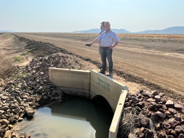 PadmanStops's tweet image. 🌾The boys are out and about doing on farm visits in Kununurra. Learning from the local farmers expertise and gaining valuable insights along the way! 🌱🌟

You can still book a visit 
☎️1800 254 594 or DM us!