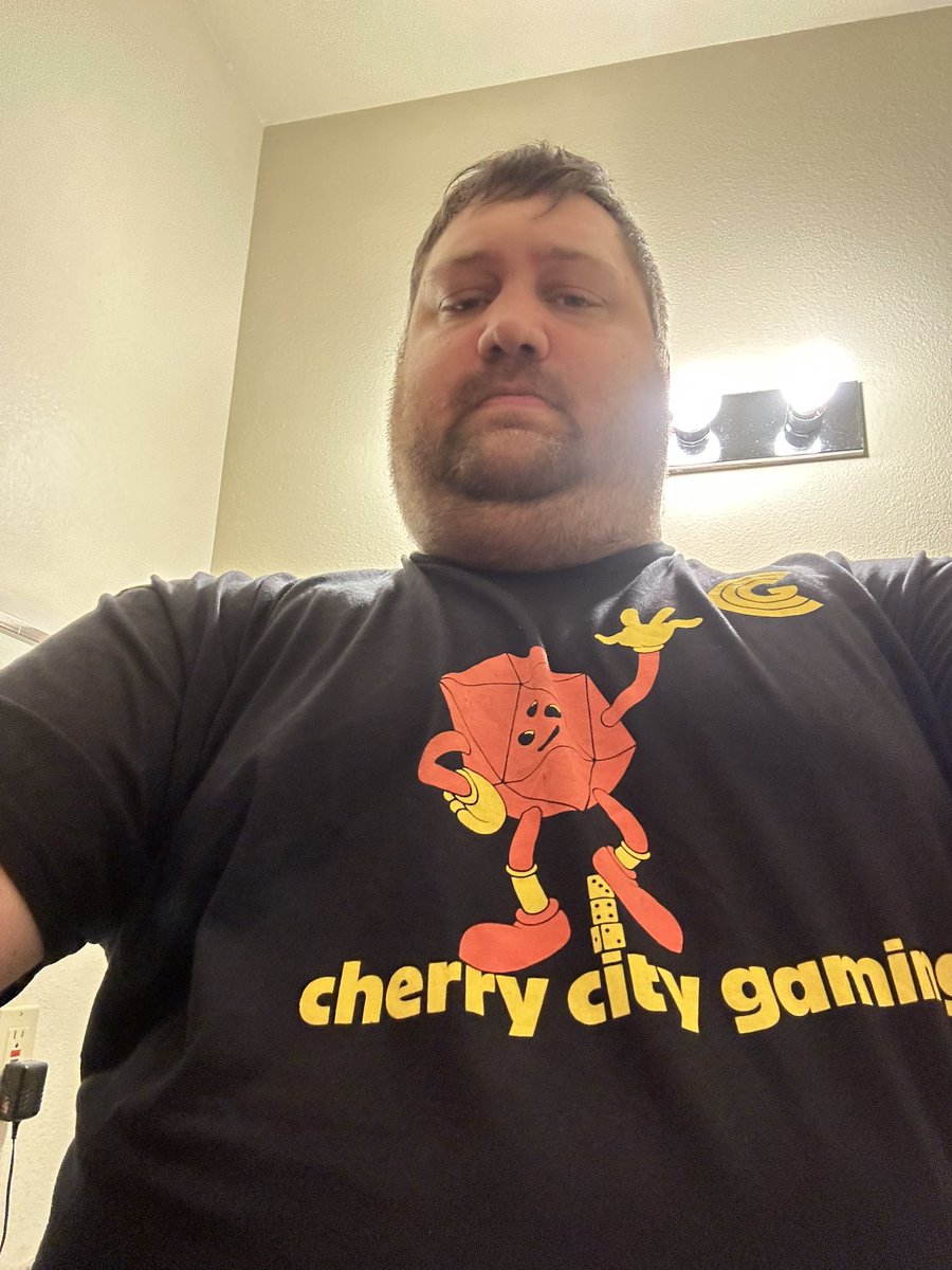 cherrycitygame's tweet photo. upon careful deliberation we have decided that @AtlasMoon21's bathroom selfie has won the CCG pic challenge from #MXPPortland 🍒
but since she posted slightly after the 5 o'clock cutoff, we'll be taking one of her mystery packs and sending it to 2nd place @rorbearpig ✌️ https://t.co/aGEYtyTevS