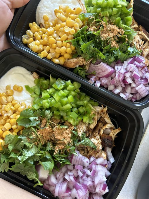 I&rsquo;m trying this mexican chicken salad today with nachos chips  Omg!!! 10/10 so good, healthy and high<a href="/tag/myxanniversary"class="tags"><span>#myxanniversary</span></a>