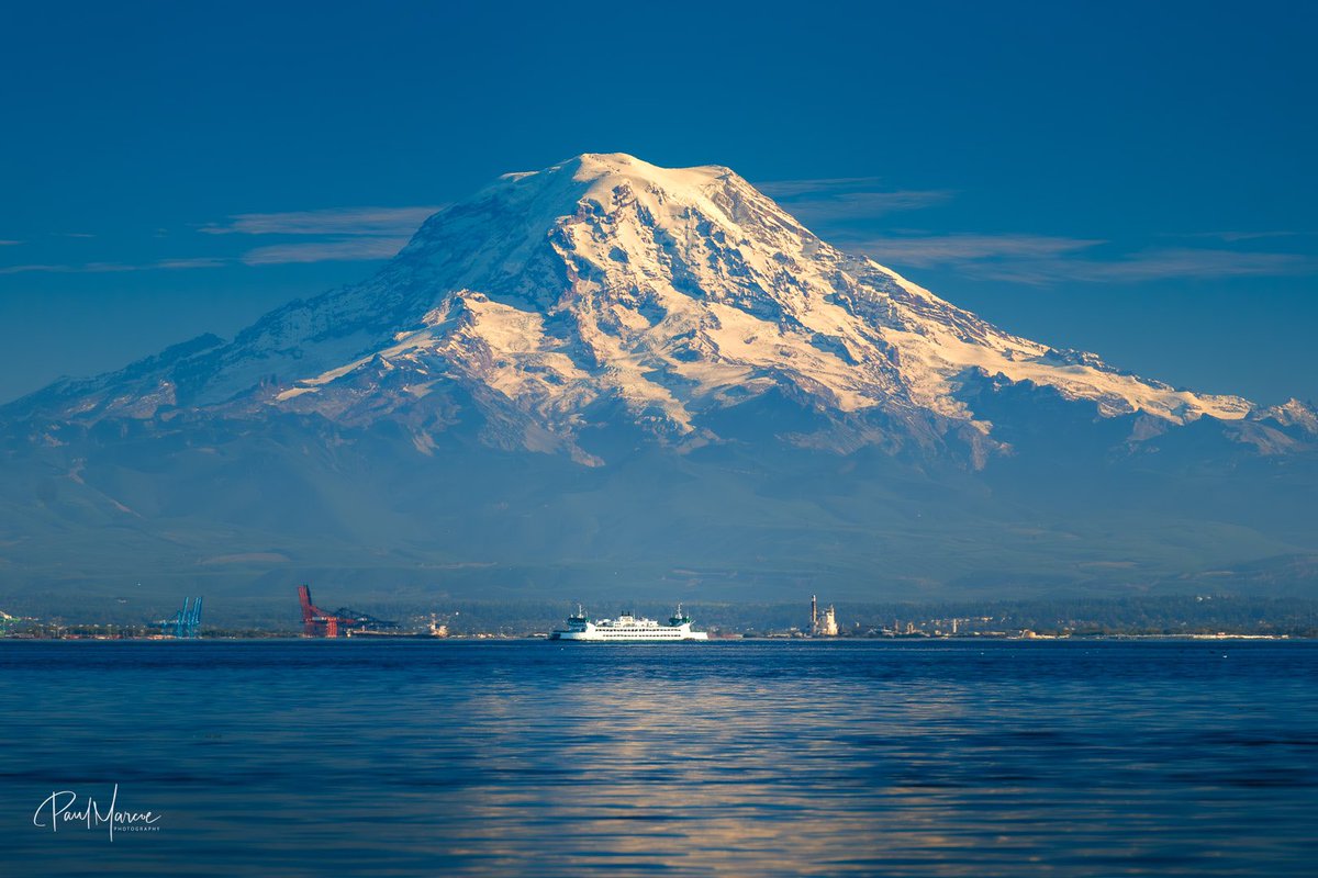 PaulMarcoe's tweet image. Happy Wednesday Pacific Northwest!!