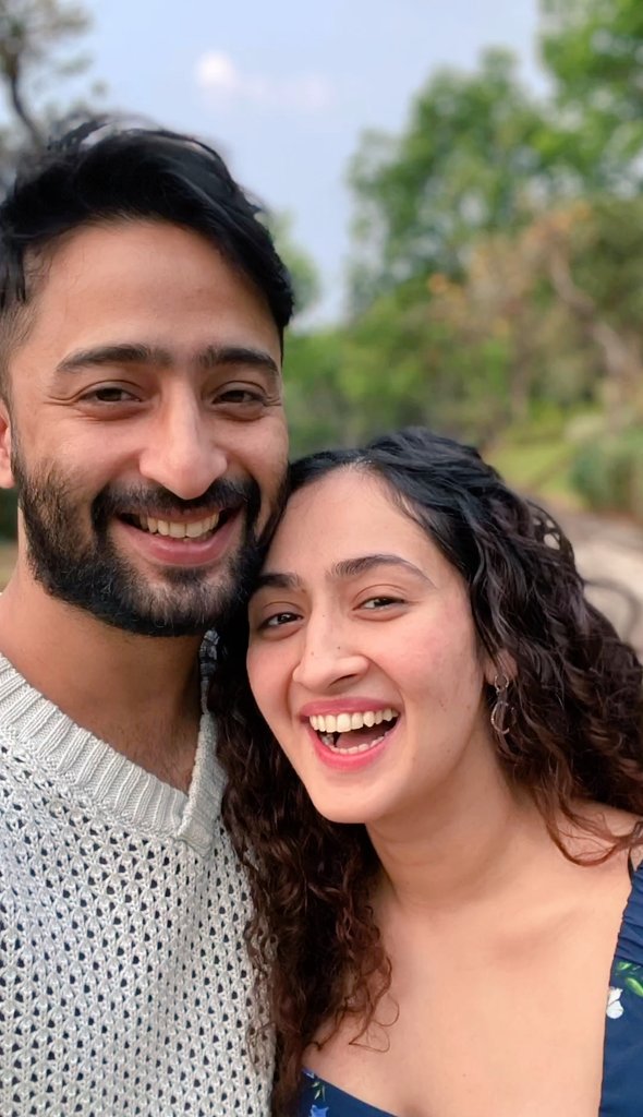 dreamer_ammu's tweet photo. It's been 3 years of my favourite #madus couple. Wishing that your love and smile grow more and more in coming years. Sending lots of love to you two and Anaya😍🧿
@RuchikaaKapoor @Shaheer_S https://t.co/ajea1TrD0a