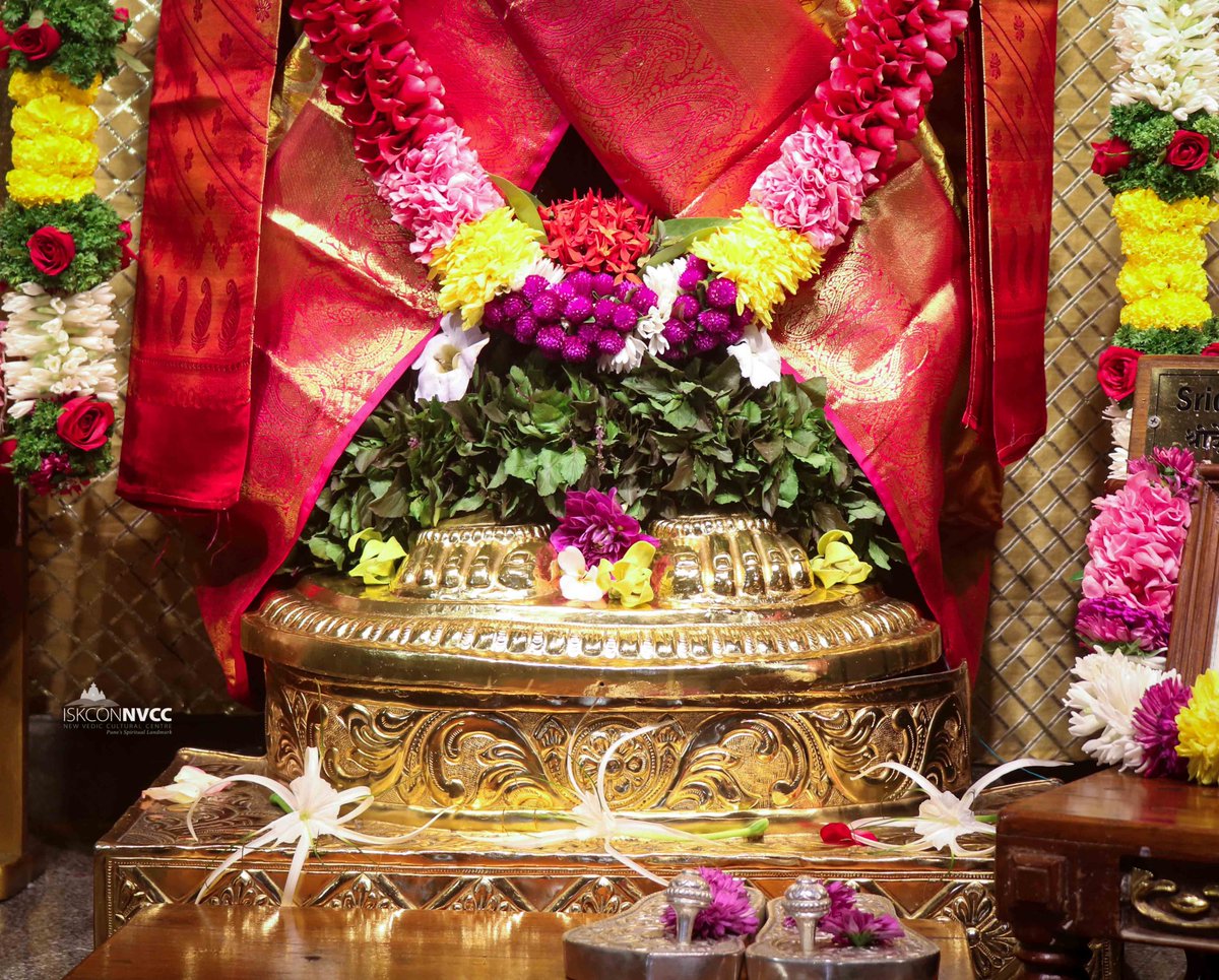 ISKCONPune's tweet photo. 🗓19-10-2023🙏🌷Today's Darshan🌷
🌷Sri Balaji🌷
🚩@ISKCONNVCCPune🚩
.
.
#ISKCONNVCC #ISKCONPune #ISKCON
#ISKCONNVCCPune #PUNE #DailyDarshan
#Thursday #19thoctober #19thoctober2023
#nvcc  
Connect with us on Social Media

https://t.co/8hw8BE2iHR https://t.co/dtk7pc27jP