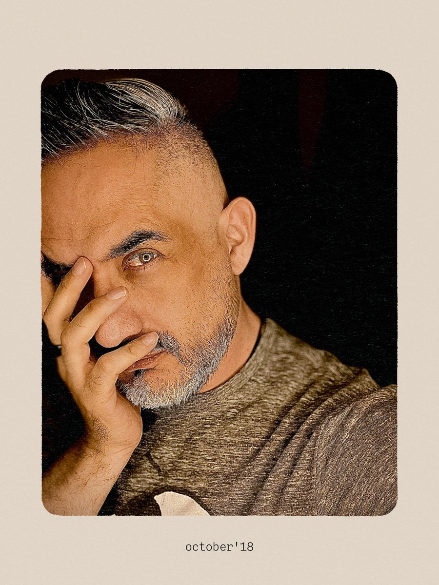 carlospulido_mx's tweet photo. Octubre 18, 2023. #yo #me #selfie #greeneyes #49yo #grayhair #anxiety #depression #beard #MentalHealthMatters https://t.co/woDHaVazxe