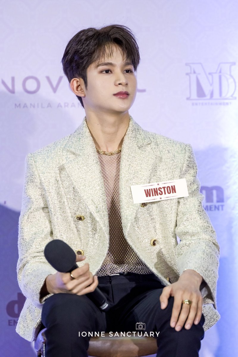 IonneSanctuary's tweet photo. 9.6.2023 HORI7ON Press Con - Winston

#HORI7ON_WINSTON #HORI7ON #호라이준 @HORI7ONofficial @HORI7ON_twt https://t.co/XN8h4V0Td5