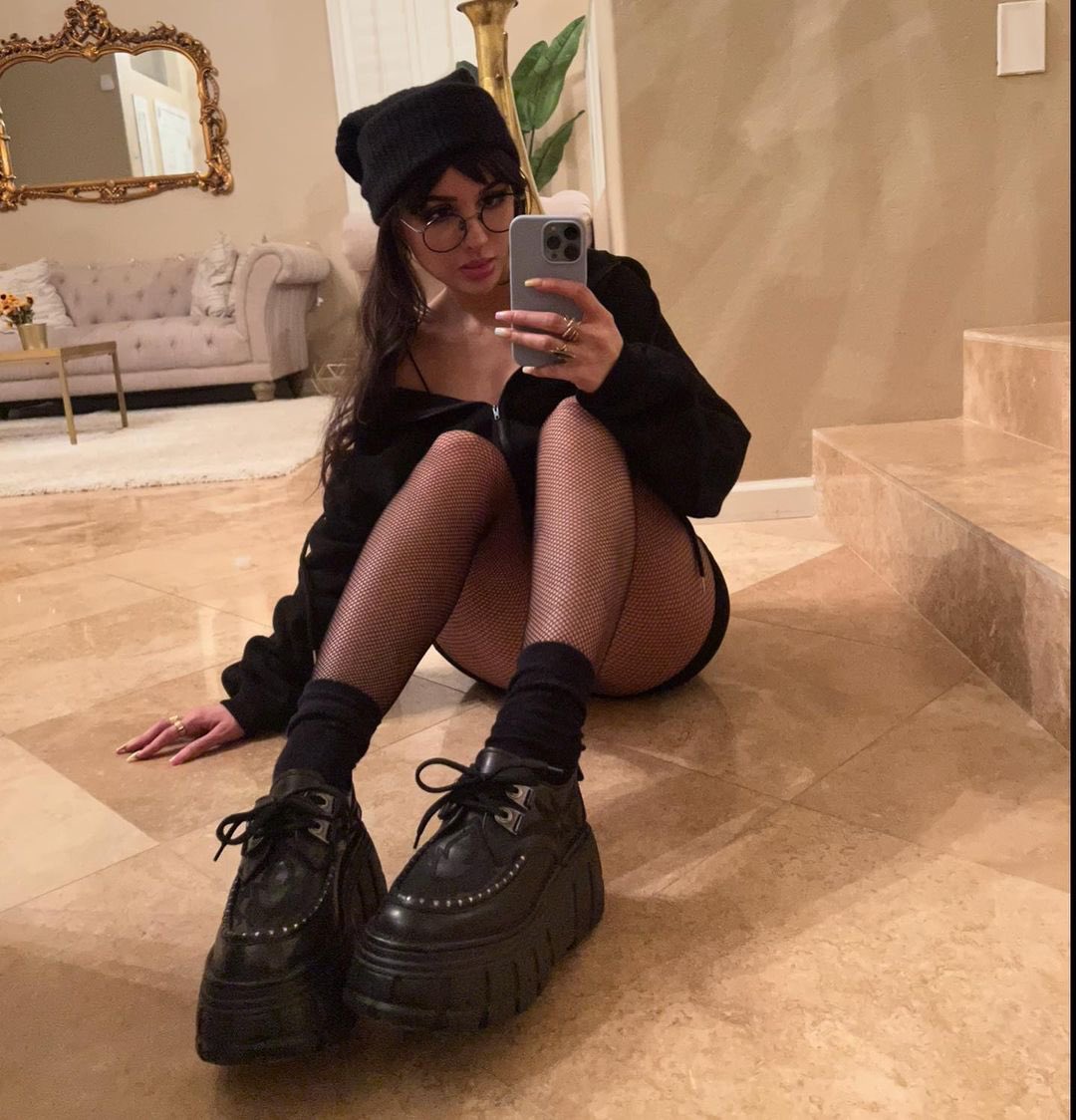 Dani Daniels (Parody / Fan Page) tweet media