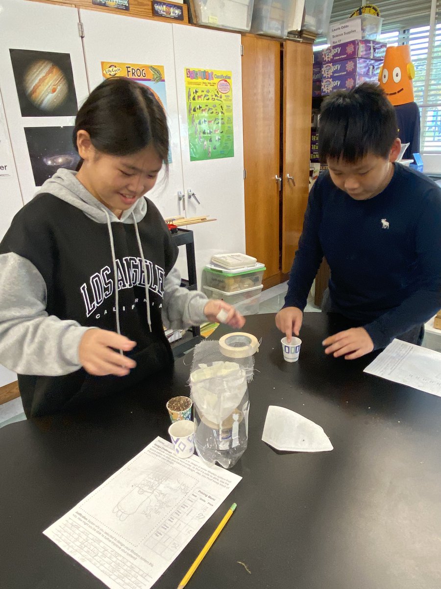 MsCelicsClass's tweet photo. Today we built and put our designs to the test! Students were challenged to create water filters that efficiently remove various water contaminants. We learned why water scarcity  is such a tough problem to combat.  @A_RiveraNY @laurie_oddo https://t.co/mVzIliGW55