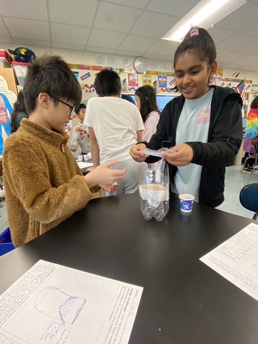 MsCelicsClass's tweet photo. Today we built and put our designs to the test! Students were challenged to create water filters that efficiently remove various water contaminants. We learned why water scarcity  is such a tough problem to combat.  @A_RiveraNY @laurie_oddo https://t.co/mVzIliGW55
