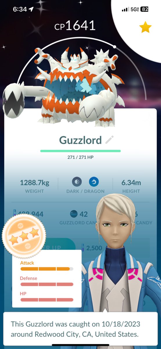ThatTotalGamer's tweet image. Got the shiny guzzlord from raid hour. The glizzy globbler is all mine 😎 #pokemongo #shiny
