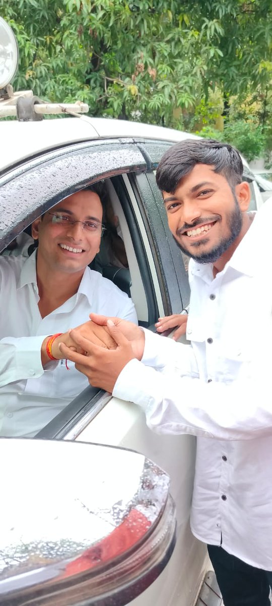 sittu_sl's tweet photo. आदरणीय @Devendra_1925  भैया  आपको भिलाई नगर से पुनः विधायक प्रत्याशी बनाये जाने पर हार्दिक बधाई शुभकामनाएं💐❣️जय हो विजय हो🙏
@Devendra_1925 @NarendraY_inc https://t.co/0rRnHdWdqp