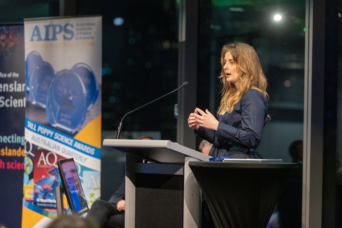 👏Congratulations to JCU Geoscience Lecturer @melaniefinch_ , who has been named a @aipolsci 2023 Qld Young Tall Poppy Science Awardee for her  research into how minerals needed for green energy technology are concentrated in rocks. @qldscience 

📄👉shorturl.at/joFQV